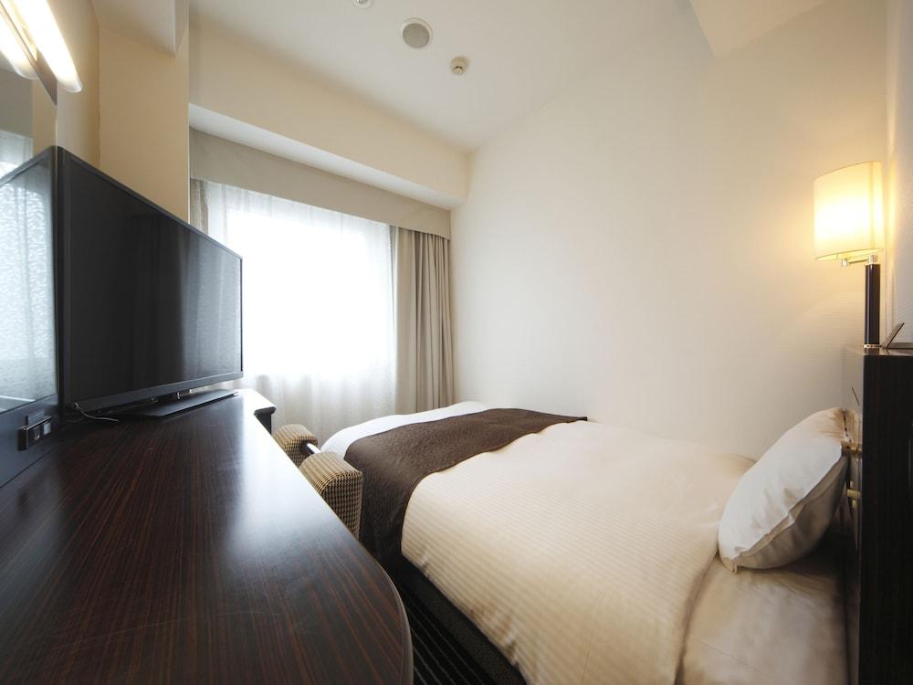 Apa Hotel Sendai Eki Itsutsubashi Kültér fotó