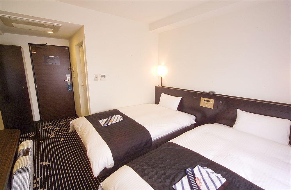 Apa Hotel Sendai Eki Itsutsubashi Kültér fotó